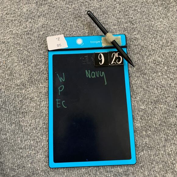 Nike Leggings Womens M Medium Navy Dri Fit Pro Linear Rain Pull On Stretch Capri - Picture 8 of 9